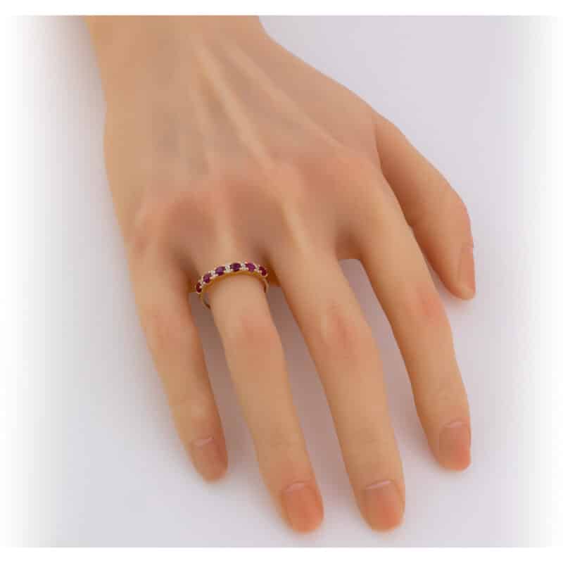 Pierścionek obrączkowy z żółtego złota z rubinami 0,85ct i brylantami 0,16ct 81929