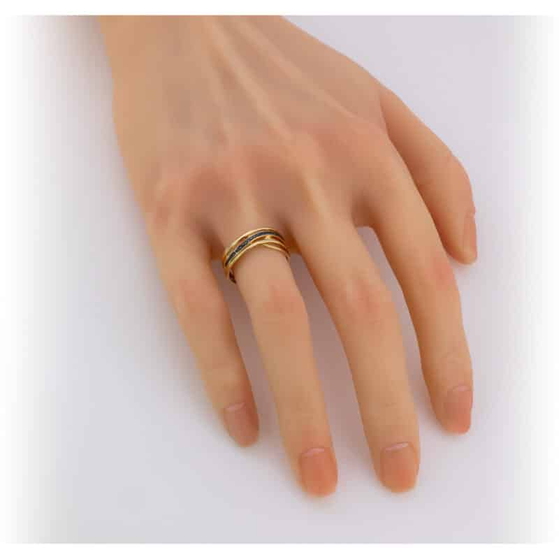 Pierścionek z czarnymi brylantami z żółtego złota 0,10ct 81933