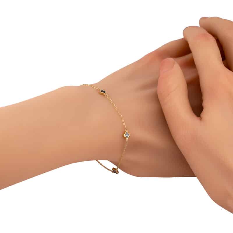 Bransoletka z żółtego złota z koniczynkami z masą perłową 84097