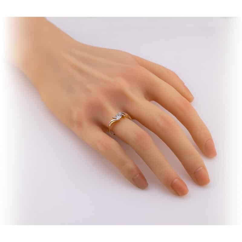 Pierścionek z żółtego i białego złota z cyrkonią 84471