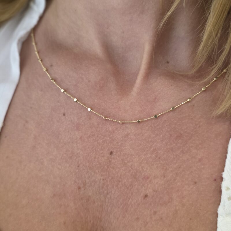 Naszyjnik złoty z diamentowanymi kuleczkami 85226