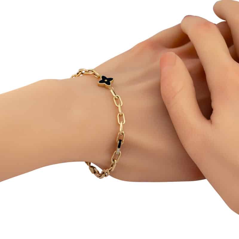 Bransoletka z żółtego złota z Ogniw Paperclip i czarny kwiat z emalią 85123